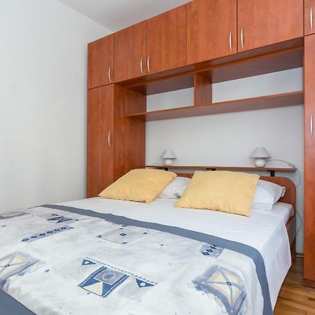 Apartments Oleander Sea View ツァヴタット エクステリア 写真