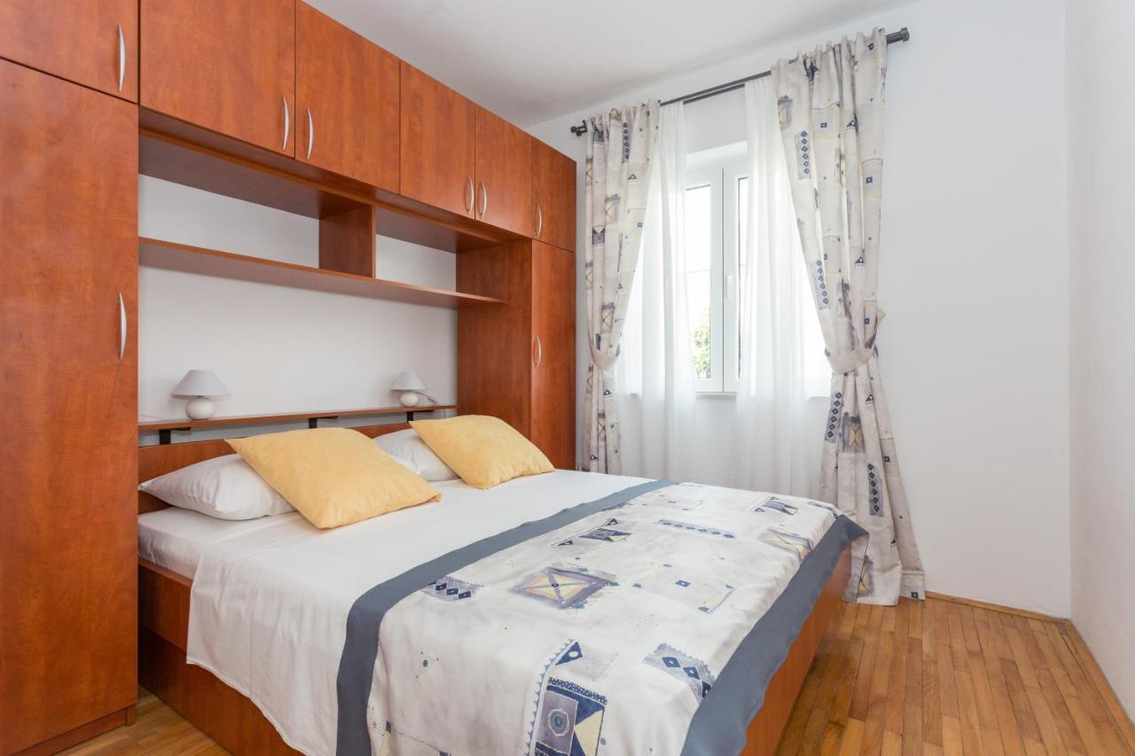 Apartments Oleander Sea View ツァヴタット エクステリア 写真