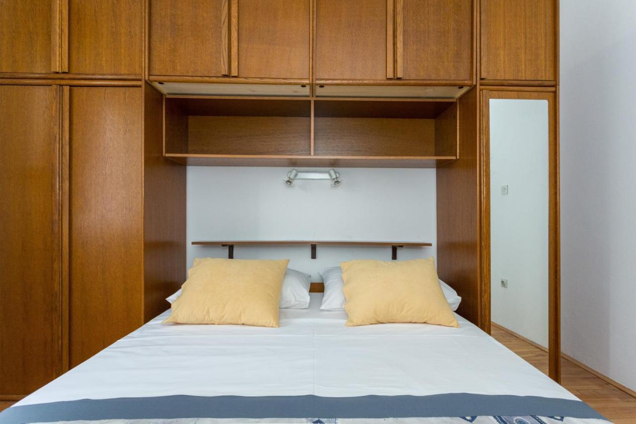 Apartments Oleander Sea View ツァヴタット エクステリア 写真